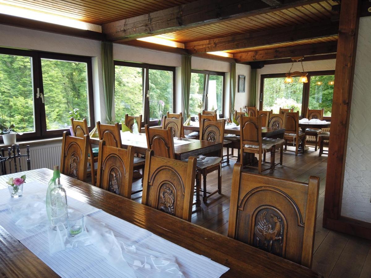 沃尔德大街酒店 Rengsdorf 外观 照片